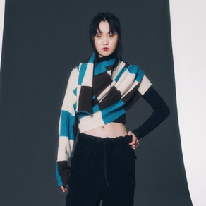 이유이이 여성용 wool multi checkerboard knit top