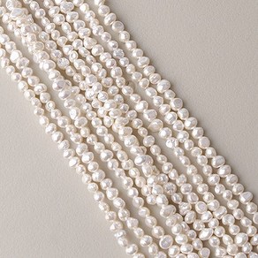비즈아이 [6050-01]담수진주코팅 못난이 약 3x4mm 화이트 1줄(약35~36cm)