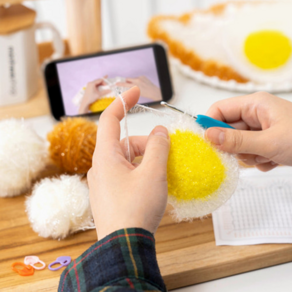 [바이오피스]코바늘 뜨기 수세미 DIY 재료 뜨게질 키트 취미 생활 손뜨개질 식빵 계란 후라이 초등 어린이 만들기 세트, 1개