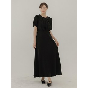 [리리앤코] 올즈베르 핀턱 셔링 플레어 롱 원피스