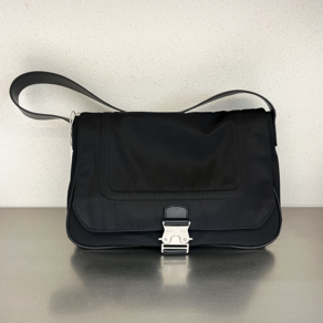 [당일발송] 7컬러 택1 마뗑킴 버클백 버클 여성 가방 MATIN KIM BUCKLE BAG MK2400BG003M + GRAD 정품보증택