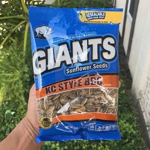 자이언트 해바라기씨 바베큐맛142g 봉지 12개 세트/ Giants BBQ Flavoed Sunflowe Seeds 5 oz 12 packs