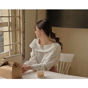 [리리앤코] 레나빈 스판 프릴넥 리본 블라우스