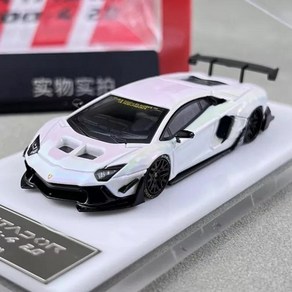 Sta Model 1:64 람보르기니 아벤타도르 LP700-4 LBWK 2.0 - 크롬 레인보우 화이트