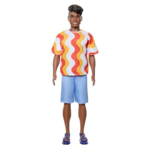 Babie Fashionistas Ken Doll #220 with Behind-The-Ea Heaing Aids & Boad Body Weaing a Removable