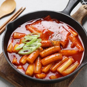 심총각 매콤달콤 즉석 국물떡볶이 옛날 추억의 분식 떡 150g 소스 70g 4세트 밀키트, 4개