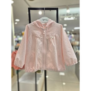아가방[동아쇼핑점] 빠른선택 #여름 유아 여자아기 여름바람막이점퍼/따가운햇볕 차가운 에어컨아래에서도/일상복 등원복위에 땀참걱정없고 생활방수 가볍게 가방에 쏙~/ 베키우븐점퍼