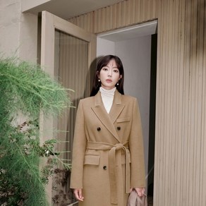 베스띠벨리 24F/W 로고 자수 슬림 폴라 티셔츠 BJIBI2805