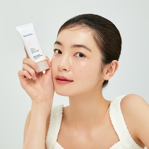 허스텔러 원더 베지 톤업 선크림 SPF50+ PA++++ 50ml