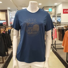 샤트렌 여름 반팔 기본 라운드넥 티셔츠 냉감 소재로 쾌적하고 시원한 쿨링감의 여성 티셔츠