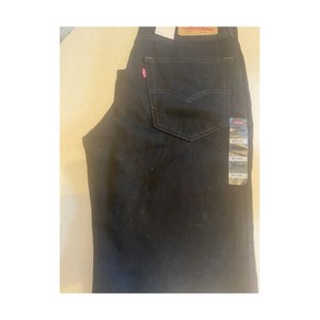 Levi’s 550 elaxed though thigh 30 x 30 jeans with tags