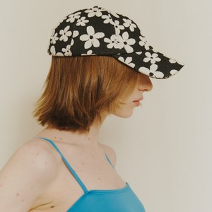 포에지담 The shelter flower ball cap