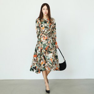 프롬코 멀티 플라워 피치 새틴 롱 원피스 FRC105