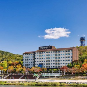 디럭스 리버뷰