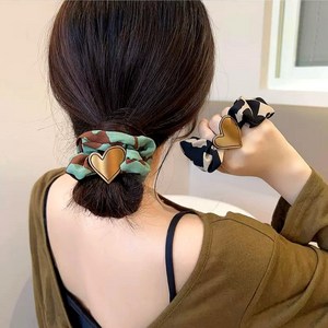 로르블랑 하트 초콜릿 곱창머리끈 2종 SET