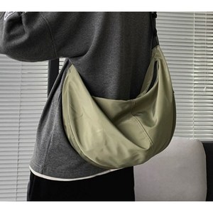 해피브릭스 경량 데일리 크로스백 메신저 가방 에코 백 대용량