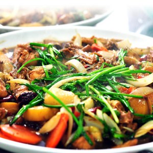 안동찜닭골목 안동인 안동 찜닭 4인분 1.8kg / 초간단 요리 캠핑 간편조리 밀키트 집들이음식 홈파티, 1820g, 1세트