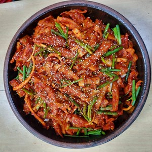 1주년기념 할인행사 (무료배송)고향맛반찬 홍어무침(가오리채무침), 1개, 1kg