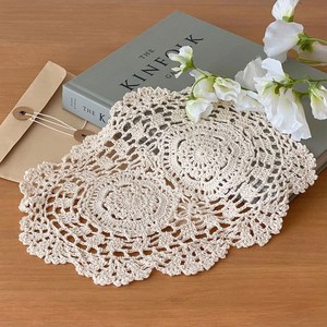 영이오브제 타원 도일리 테이블 매트 2colos 손뜨개 자수 깔개 화이트 베이지, 가로세로(34cm*24cm)