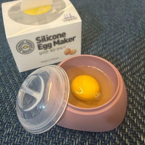 소소잇템 에그실리콘 전자렌지용 계란후라이 실리콘용기 계란반숙기, 1개, 에그그레이