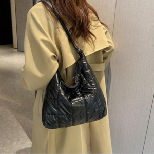 그리디 퐁실퐁실 퀼팅 패딩백 누빔가방