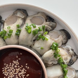 통영1등급 최상급 생굴1kg중소 선택가능 오전주문 당일출하, 1개, 생굴1kg 중소