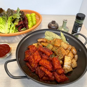 늘솜 생막창 훈제 막창 곱창 고추장 돼지 껍데기 400g 소스포함 캠핑 구이 안주 밀키트, 1개