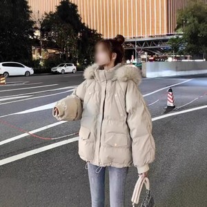 겨울 초경량 패딩 여성 후드 점퍼 2컬러 신상품 블랙 베이지
