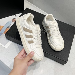 여성 심플 캐주얼 스니커즈 운동화