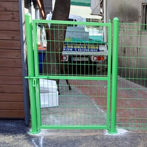 휀스철문 출입문 외문 폭 1M 그린 메쉬휀스 울타리 펜스 대문 앙카형, 1개, 연두색