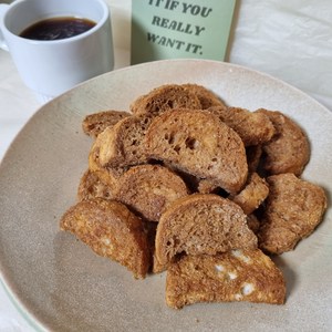 빵지순례 인간사료 누네띠네 마늘바게트 허니바게트 미니파이 사무실간식 구움과자 당일생산, 1세트, 70g