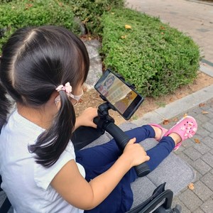 유모차 룸미러 헤드레스트 뒷좌석 거치대 스마트폰 집게 360도 회전, 검정, 1개