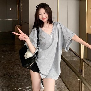 ROYALBELLE 여성 루즈핏 빅사이즈 브이넥 반팔 티셔츠 편한 데일리 캐주얼 티 M0060421