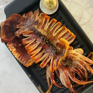 반건조오징어 쫄깃하며 오동통한 것이 딱이야, 1세트, (왕특대)1kg 내외 5미