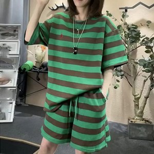 엔티랄라 여성 세트 순면 원단 스트라이프 디자인 반팔 티셔츠 여름 루즈한 날씬해 보이는 빅 사이즈 와이드 반바지 투피스