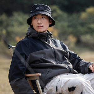 아웃도어 등산복 바람막이 방수 사계절용 봄 가을 상의 캠핑 자켓