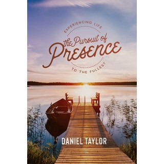 (外文書)The Pursuit of Presence Paperback, Lulu.com, English