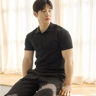 핵쿨남 남성용 어깨 넓어보이는 머슬핏 오픈 카라 반팔 티셔츠