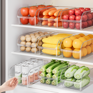 하코리 냉장고 정리 대형 트레이에 음료와 과일이 담긴 모습