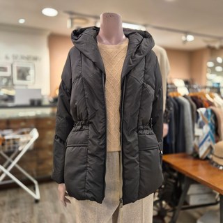 BCBG 비씨비지 겨울24 스트링 다운 B4DAF882