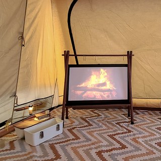 캠프빌리지 캠핑용 빔프로젝터 스크린 사용 모습