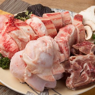 [서가한우] 우족 1.5kg+사골 1kg+잡뼈 2kg, 없음, 1개
