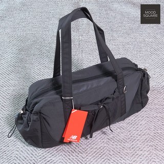 뉴발란스 글로시 리본 더플백 가방 블랙 검정