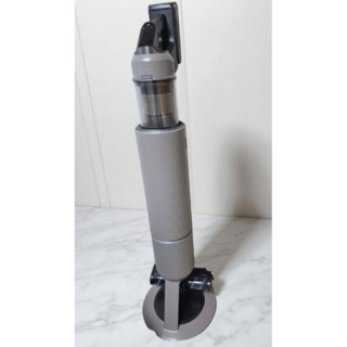 삼성 BESPOKE 제트 AI Lite 무선 청소기의 자동 먼지 비움 기능 사진