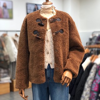 국내매장판 토글장식 ECCO 에코퍼 무스탕 코트 t238mlt236 243317 써스데이아일랜드 THURSDAYISLAND