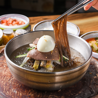맛있는 참설악 사골 물냉면 20인 세트 / 설악 칡냉면 2개 / 사골육수 20개 / 냉면무 2개, 1세트, 11.6kg