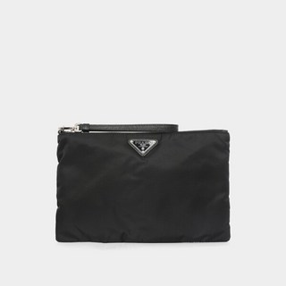 [프라다] 24FW 삼각로고 리나일론 스트랩 미듐 공용 클러치백 2NH006 2DMH F0002