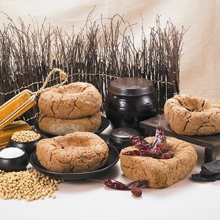 안동제비원 전통메주 12kg(소금.숯.대추.바가지.설명서 포함) 1개 12kg 상품 이미지