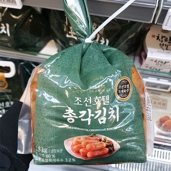 PEACOCK 조선호텔 썰은 포기김치 1.9kg-추천-상품