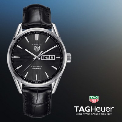 TAGHeuer 태그호이어 WAR201A.FC6266 까레라 칼리버5 데이-데이트 가죽밴드 남성시계